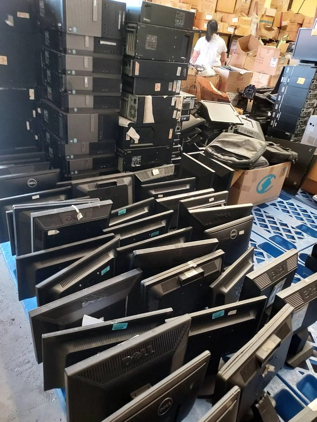 แหล่งรับซื้อคอมพิวเตอร์เสียสำนักงาน (ภาพที่ 29)